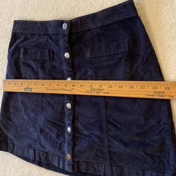 Urban Outfitters Mini Skirt Women’s Medium Navy Button Up Pockets Velour - Picture 10 of 13